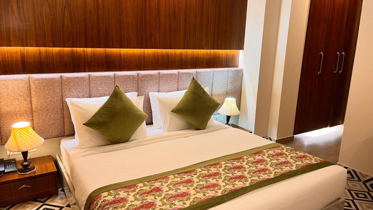 Ip Royal - 3* New Delhi