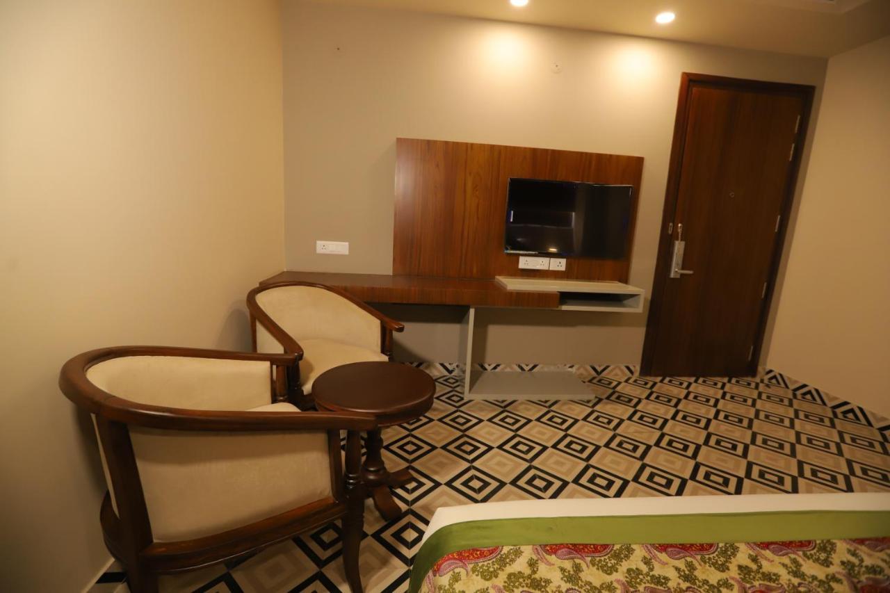 Ip Royal - Hotel