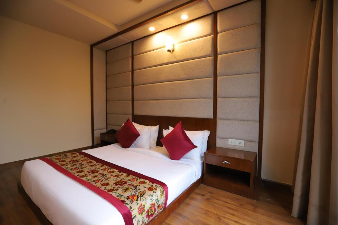 Ip Royal - Hotel New Delhi