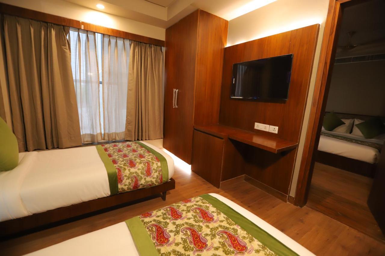 Hotel Ip Royal - New Delhi