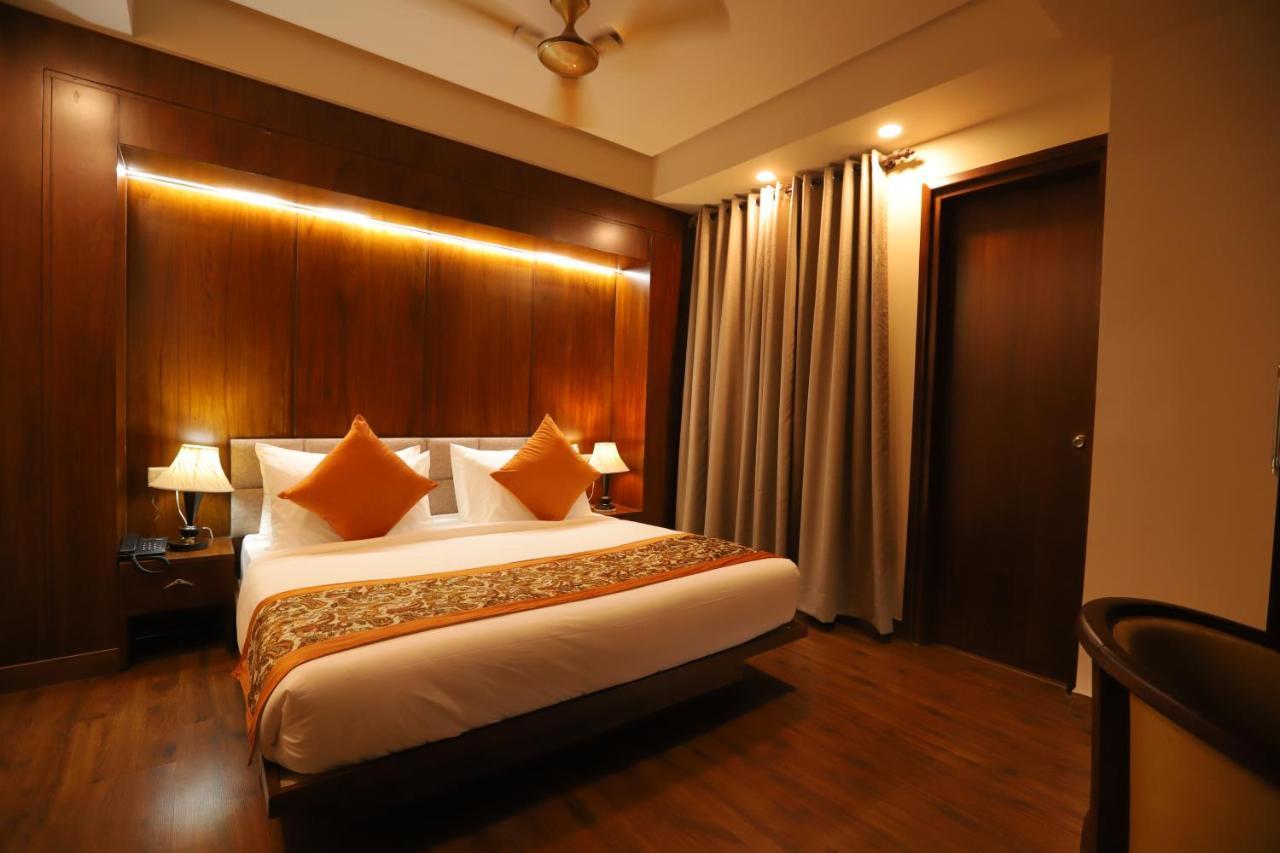 Hotel Ip Royal - 3*