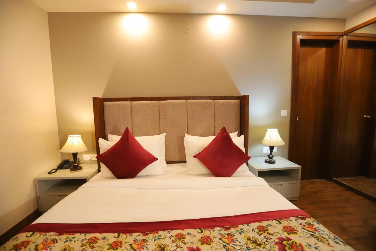 Hotel Ip Royal - 3*